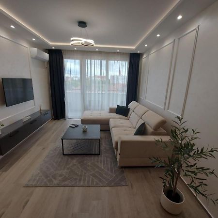 Kat Apartman Apartment Subotica Exterior photo