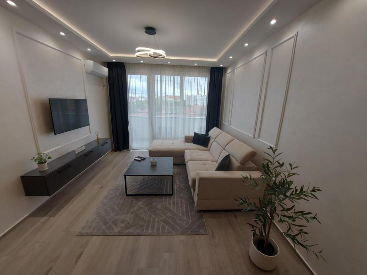 Kat Apartman Apartment Subotica Exterior photo